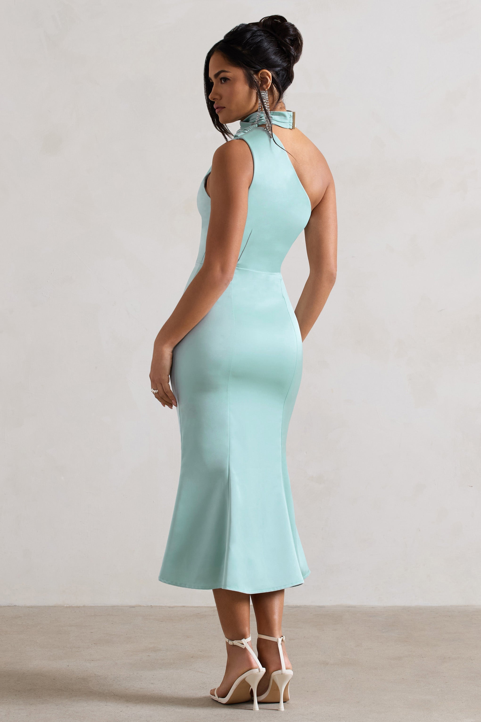WB_CL128878003-GoldenGirlMintSatinAsymmetricHigh-NeckFlaredMidiDress6