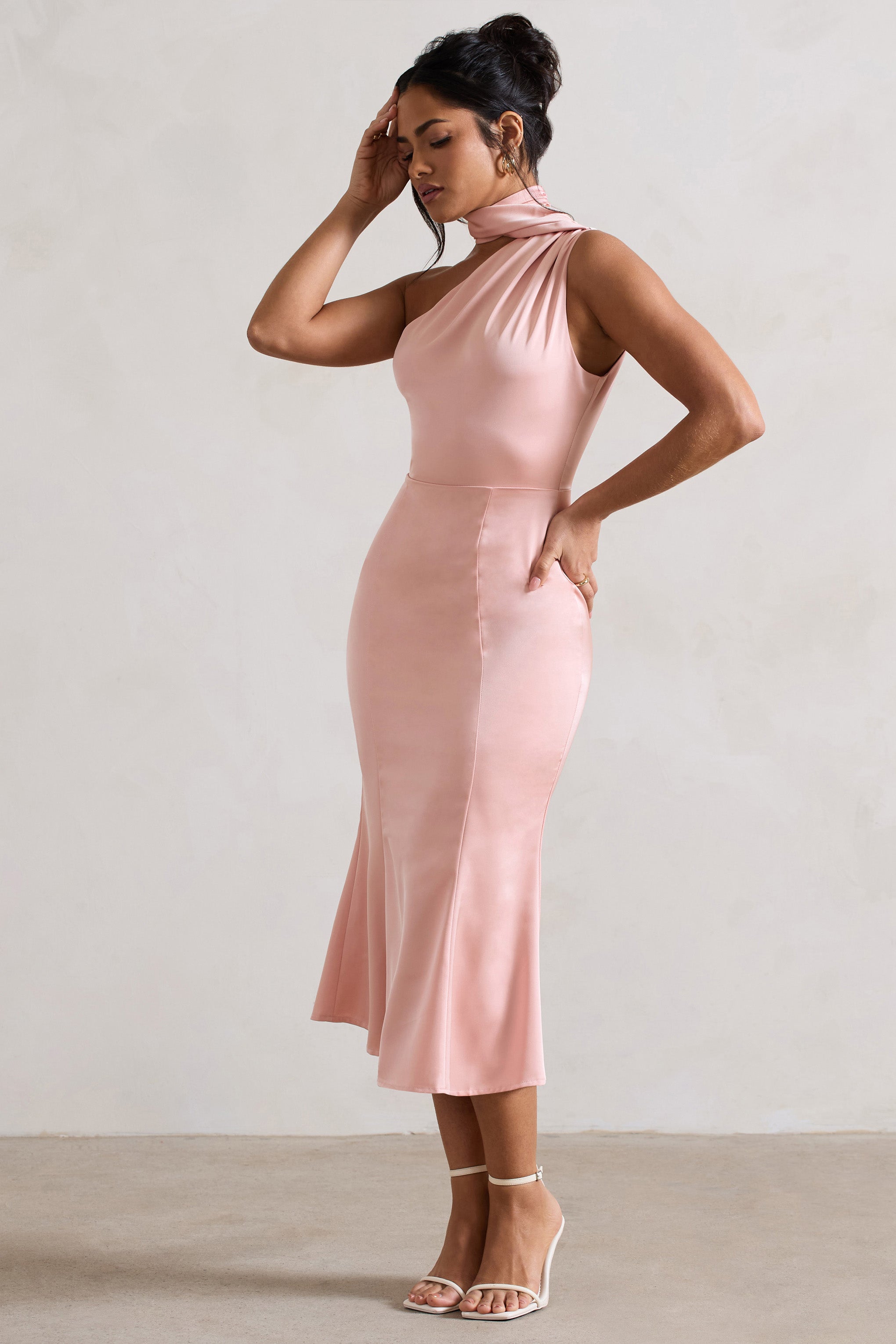 WB_CL128878081-GoldenGirlBlushPinkSatinAsymmetricHigh-NeckFlaredMidiDress4_01