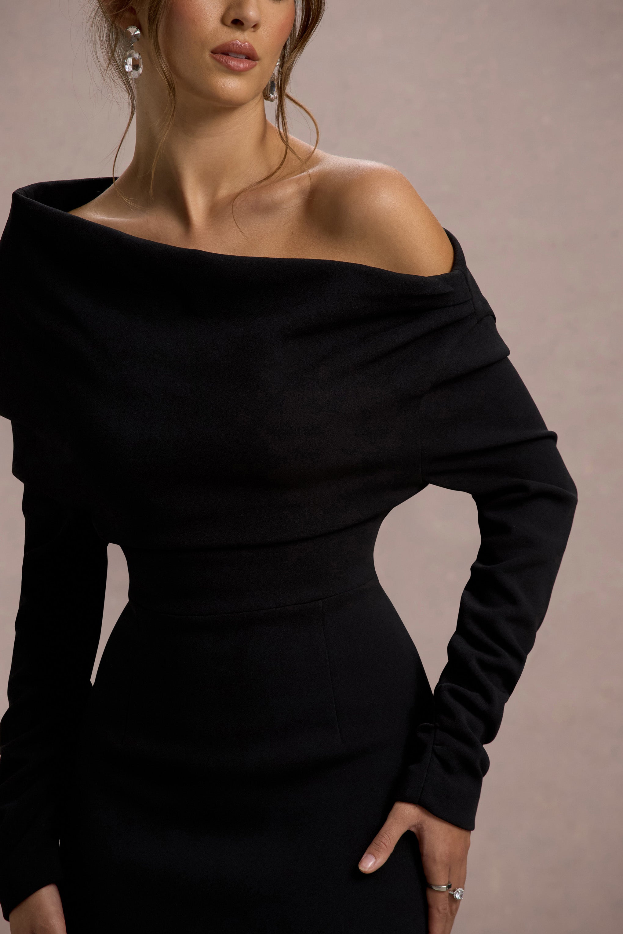 Black One-Shoulder Asymmetric Maxi Dress
