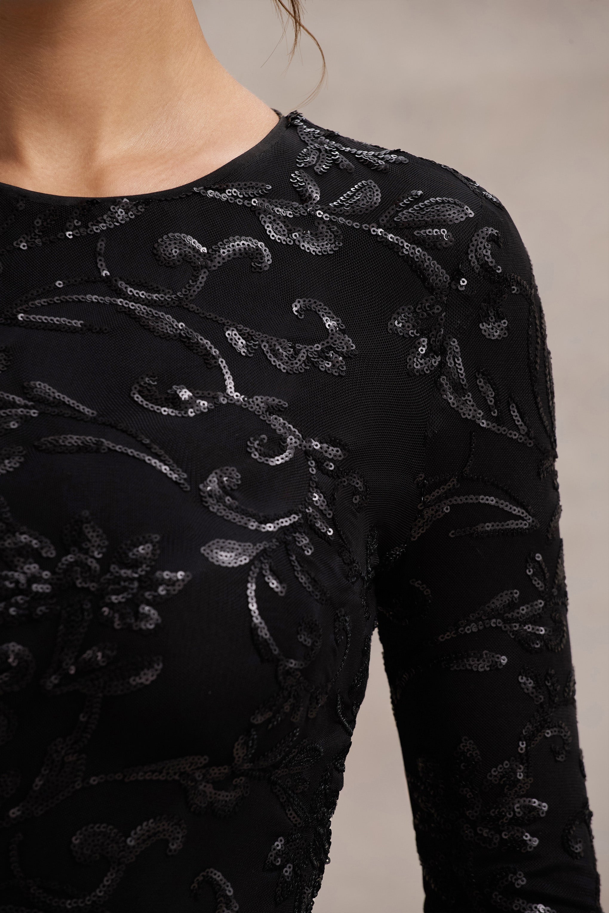Black Lace Long-Sleeve Maxi Dress